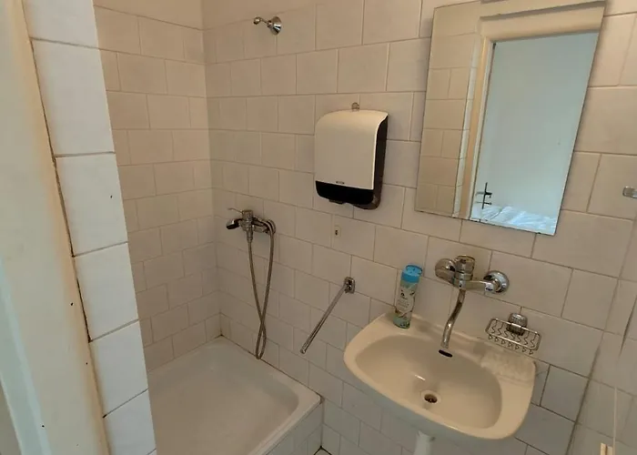 Comfy 2rooms Flat 4 Persons & Parking شقة براغ
