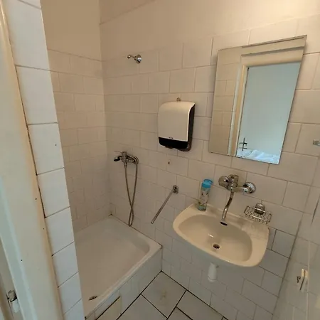 Comfy 2rooms Flat 4 Persons & Parking Apartment Prague